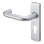 19mm SAA Lever Concealed Backplate Furniture - Image 4