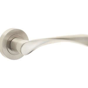 Twirl Designer Door Handles - Image 5